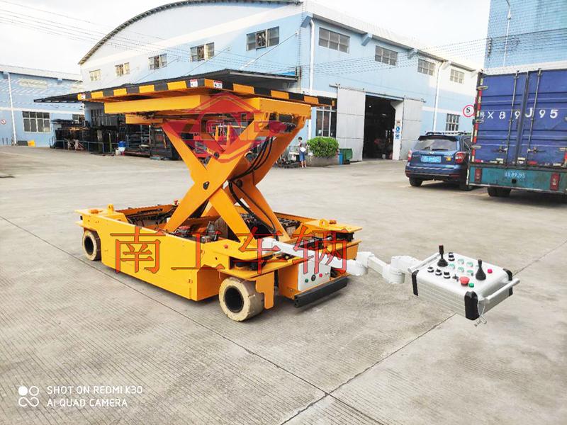 2 ton remote control self-propelled lifting platform